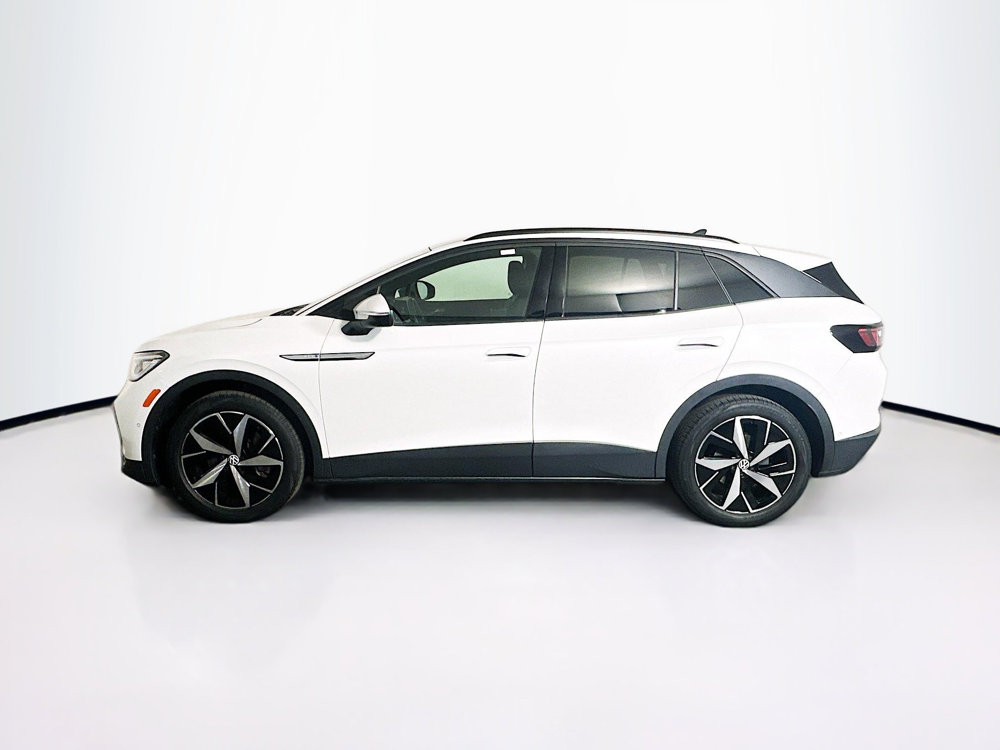 Used 2023 Volkswagen ID.4 S RWD image 4