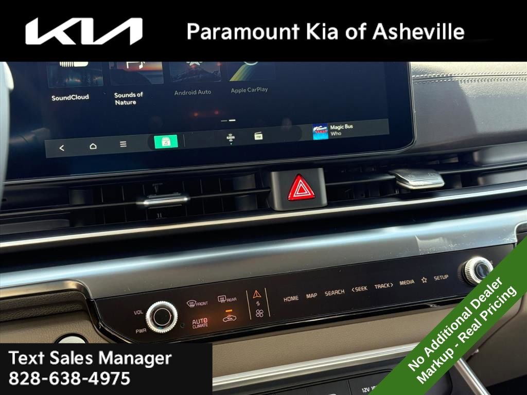 New 2026 Kia Carnival FWD image 12