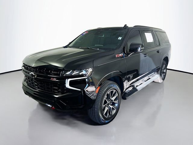 Used 2023 Chevrolet Suburban Z71 w/ Luxury Package image 3