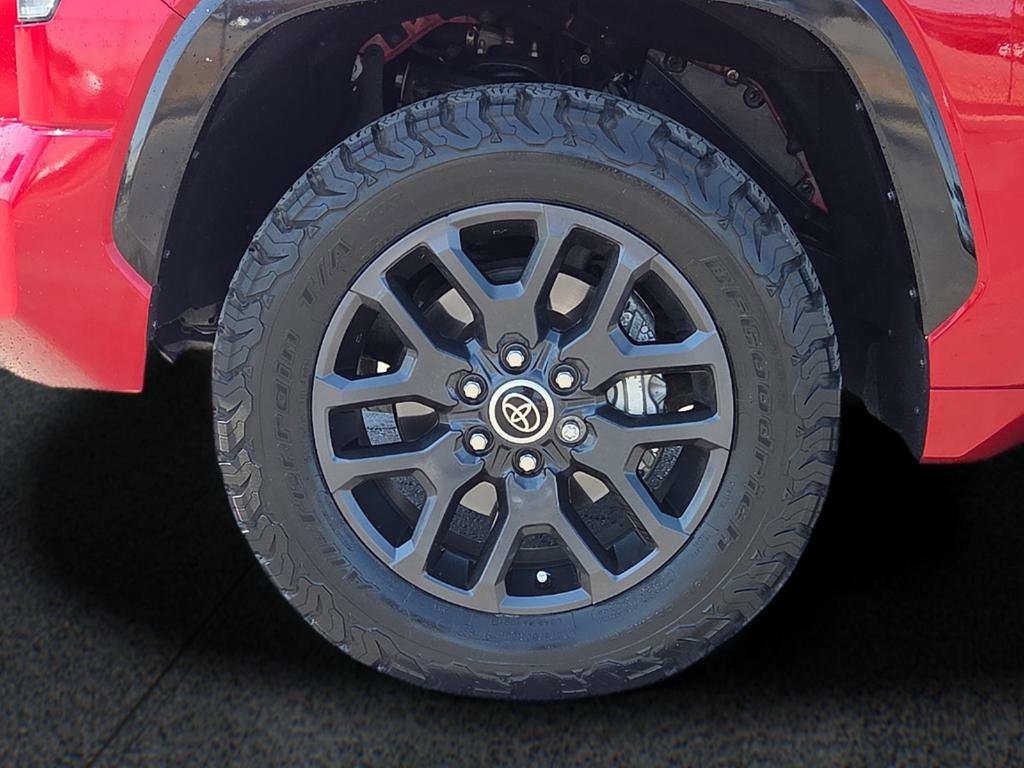 Used 2022 Toyota Tundra Platinum AWD/4WD image 19
