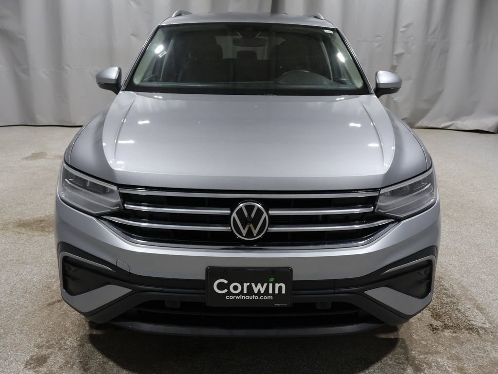 Used 2022 Volkswagen Tiguan SE image 9