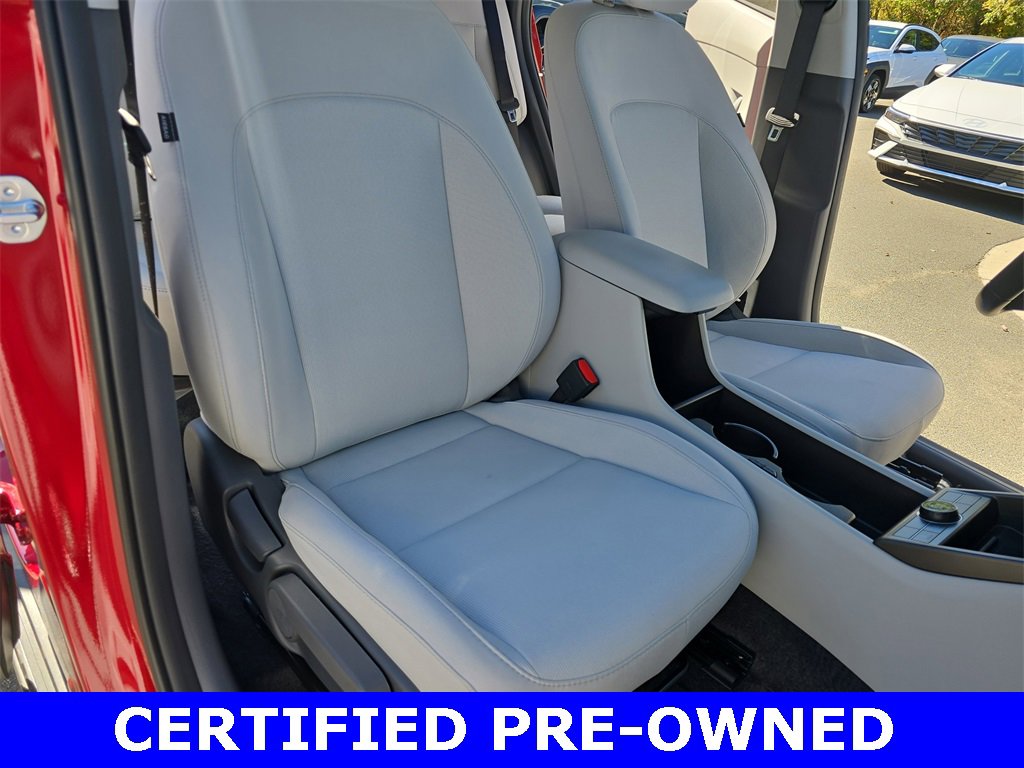 Certified 2025 Hyundai Kona SEL image 10