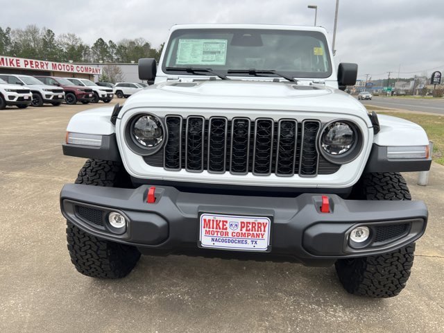 New 2026 Jeep Wrangler Unlimited Rubicon w/ Technology Group AWD/4WD image 2