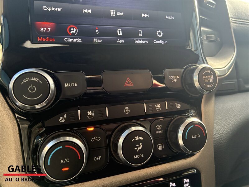 Used 2020 RAM 1500 Laramie RWD image 18