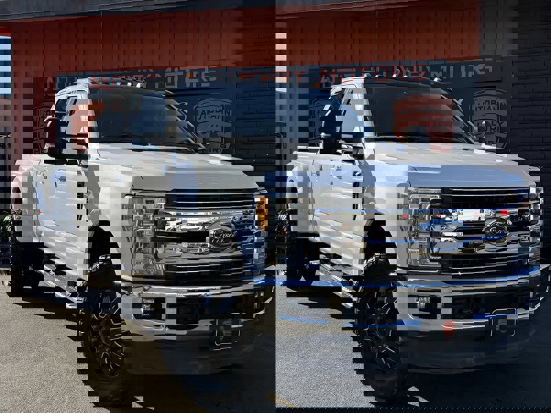 Used 2017 Ford F350 Lariat w/ FX4 Off-Road Package image 1