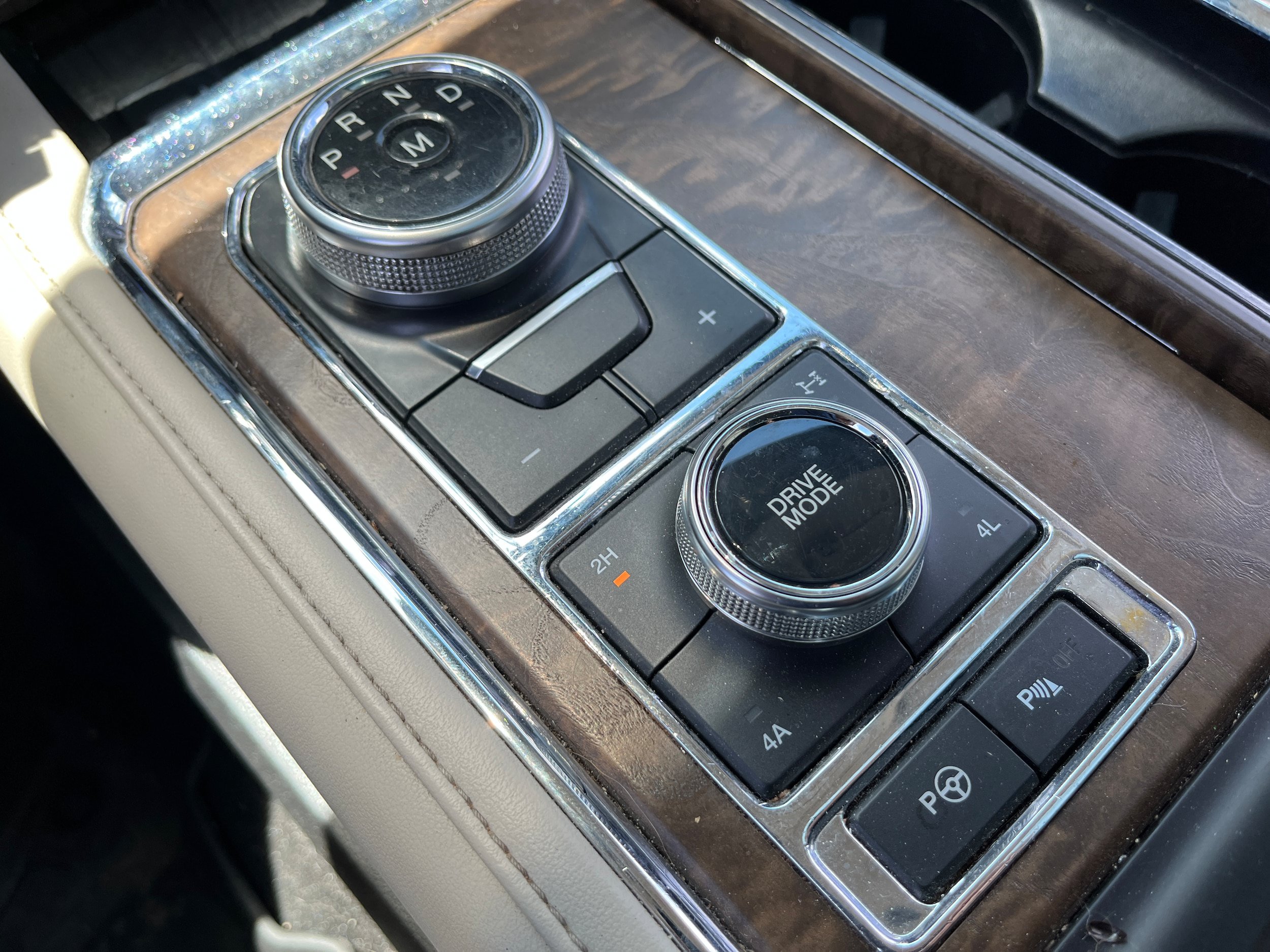 Used 2019 Ford Expedition Platinum AWD/4WD image 17