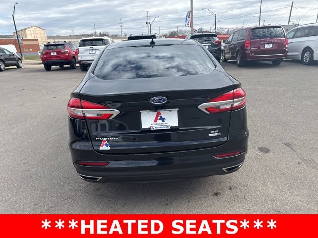 Used 2020 Ford Fusion SE AWD/4WD image 4