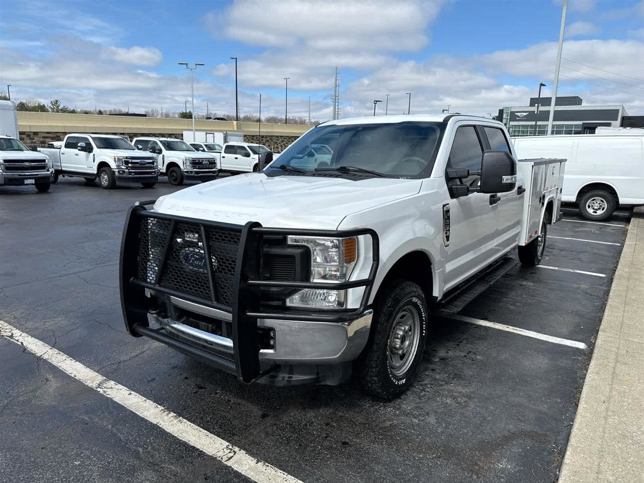 Used 2022 Ford F250 XL w/ Power Equipment Group AWD/4WD image 4