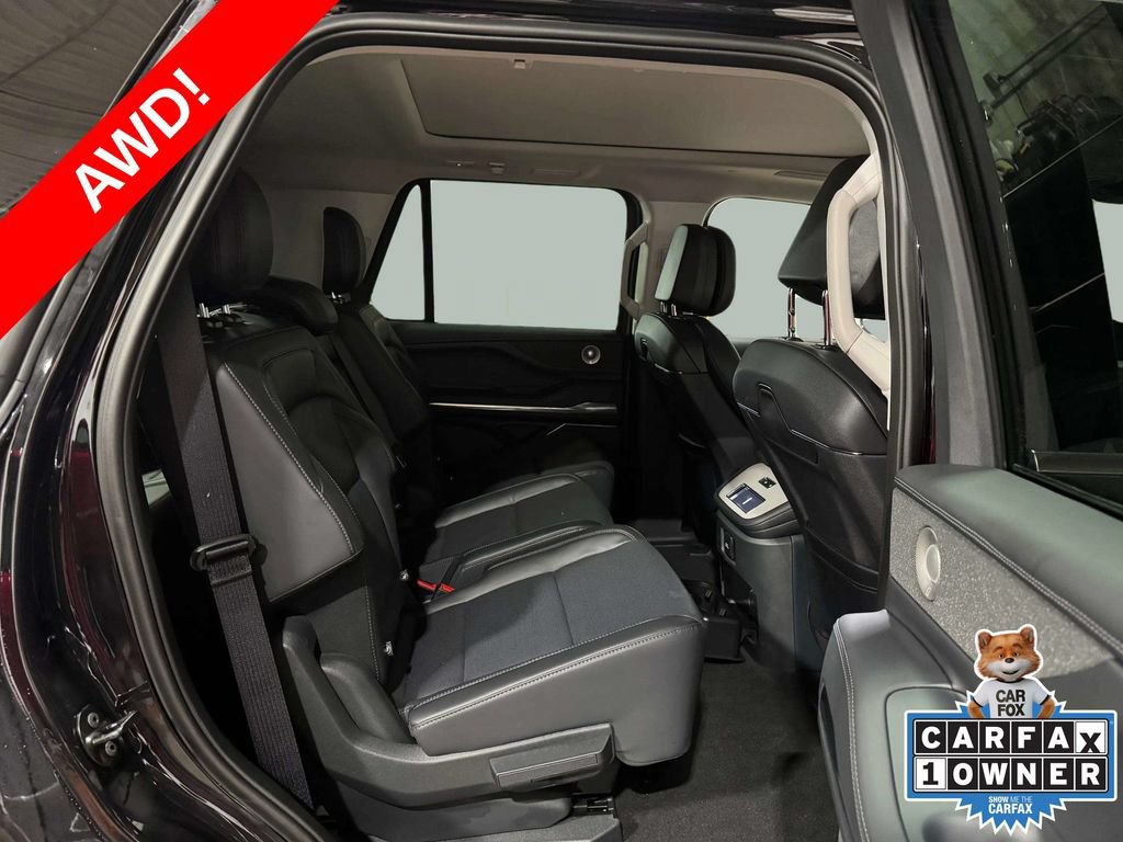 Certified 2025 Lincoln Navigator Reserve AWD/4WD image 25