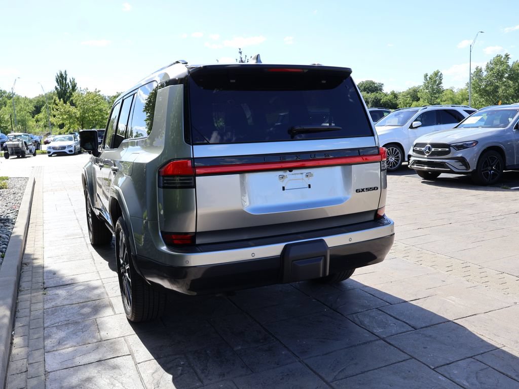 Used 2026 Lexus GX 550 w/ Accessory Package (2T) AWD/4WD image 8