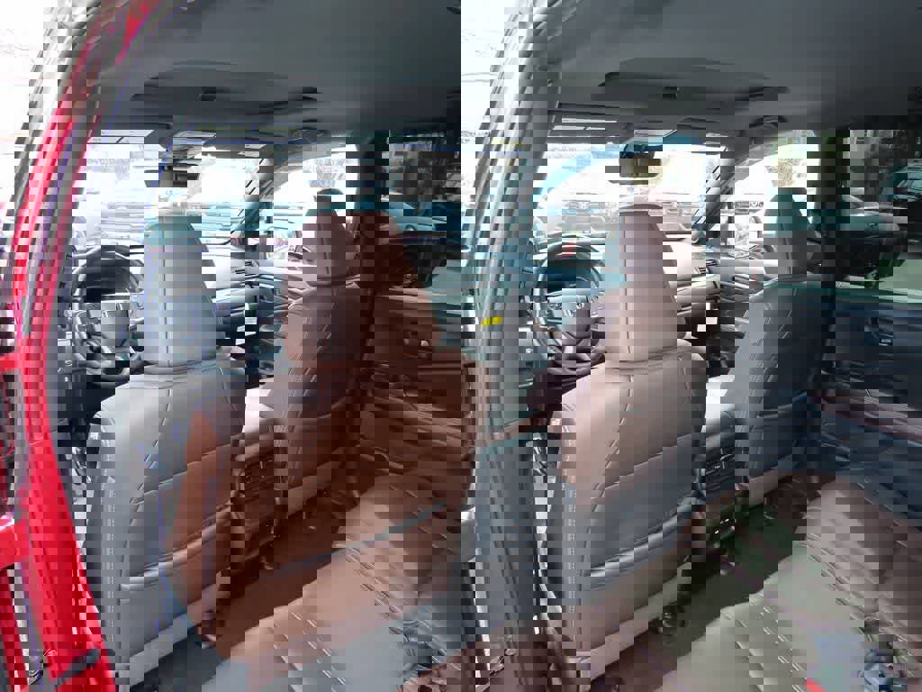 Certified 2024 Honda Passport EX-L image 15