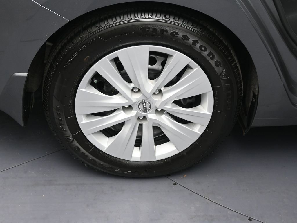 Certified 2025 Nissan Sentra S image 5