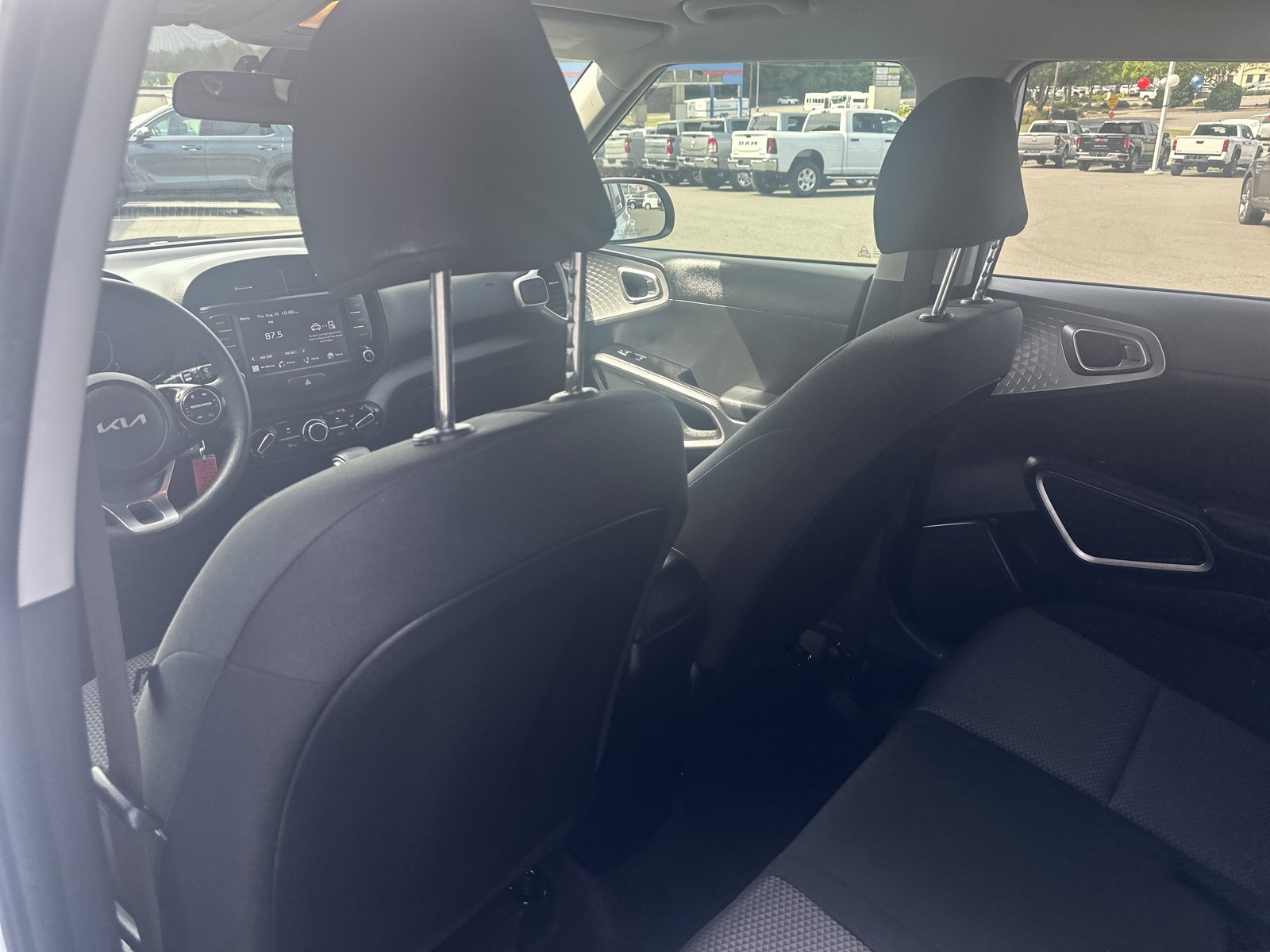 Used 2024 Kia Soul LX FWD image 21