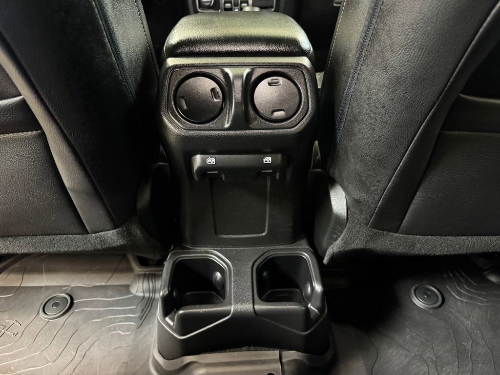 Used 2022 Jeep Wrangler Unlimited Sport image 15