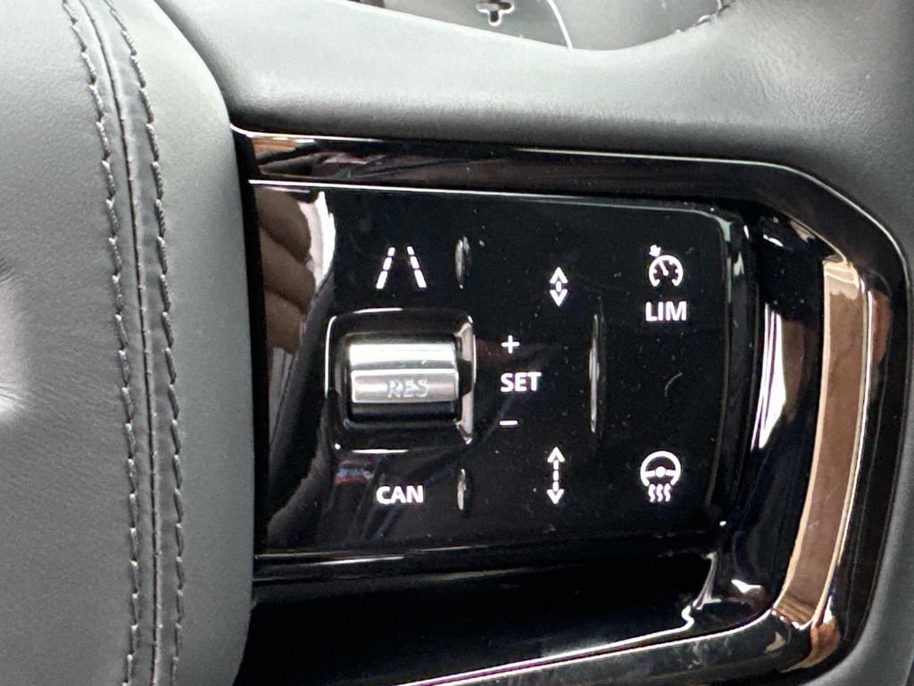 New 2026 Land Rover Range Rover Sport Dynamic SE AWD/4WD image 29