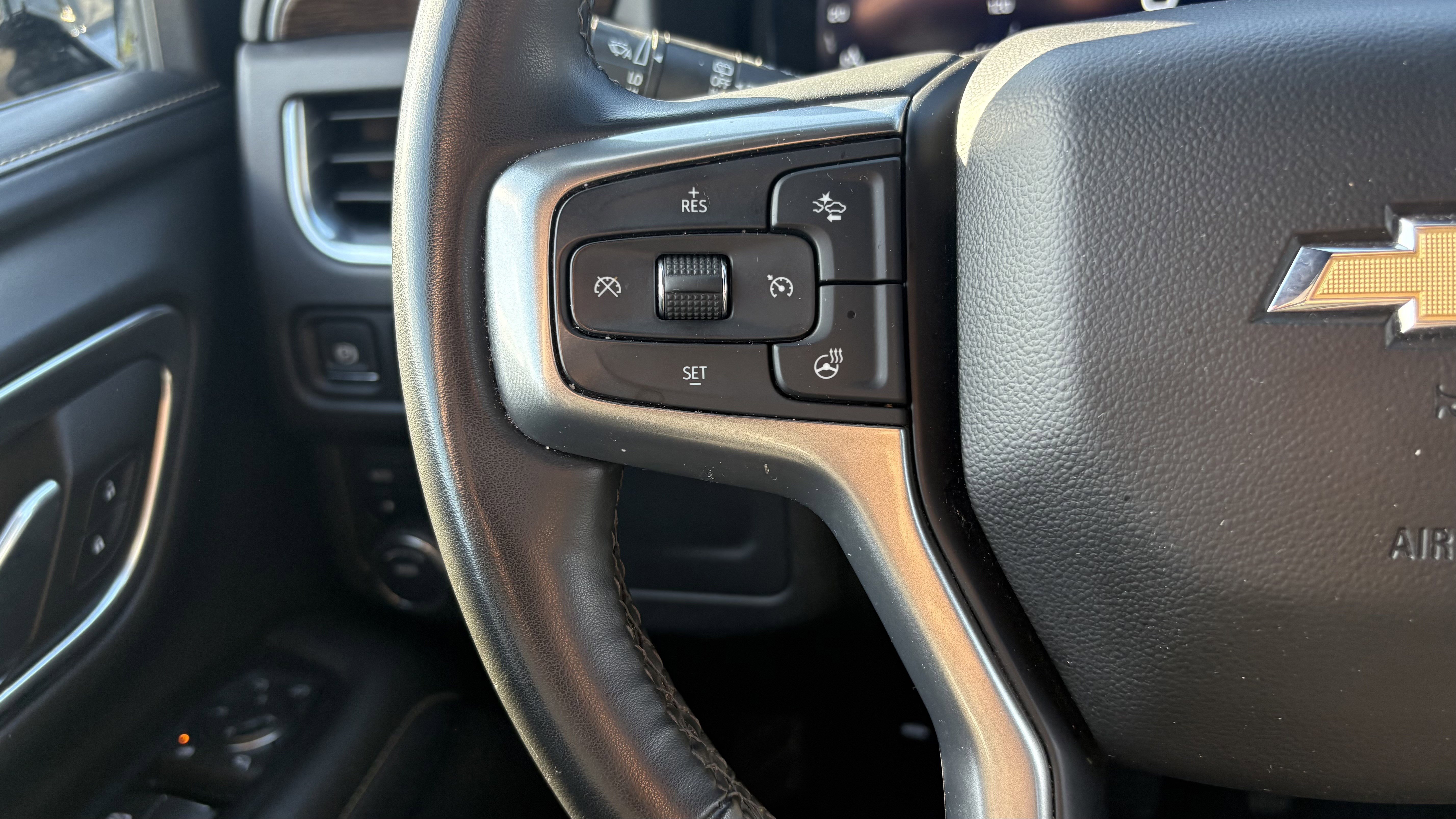 Used 2024 Chevrolet Tahoe Premier image 20