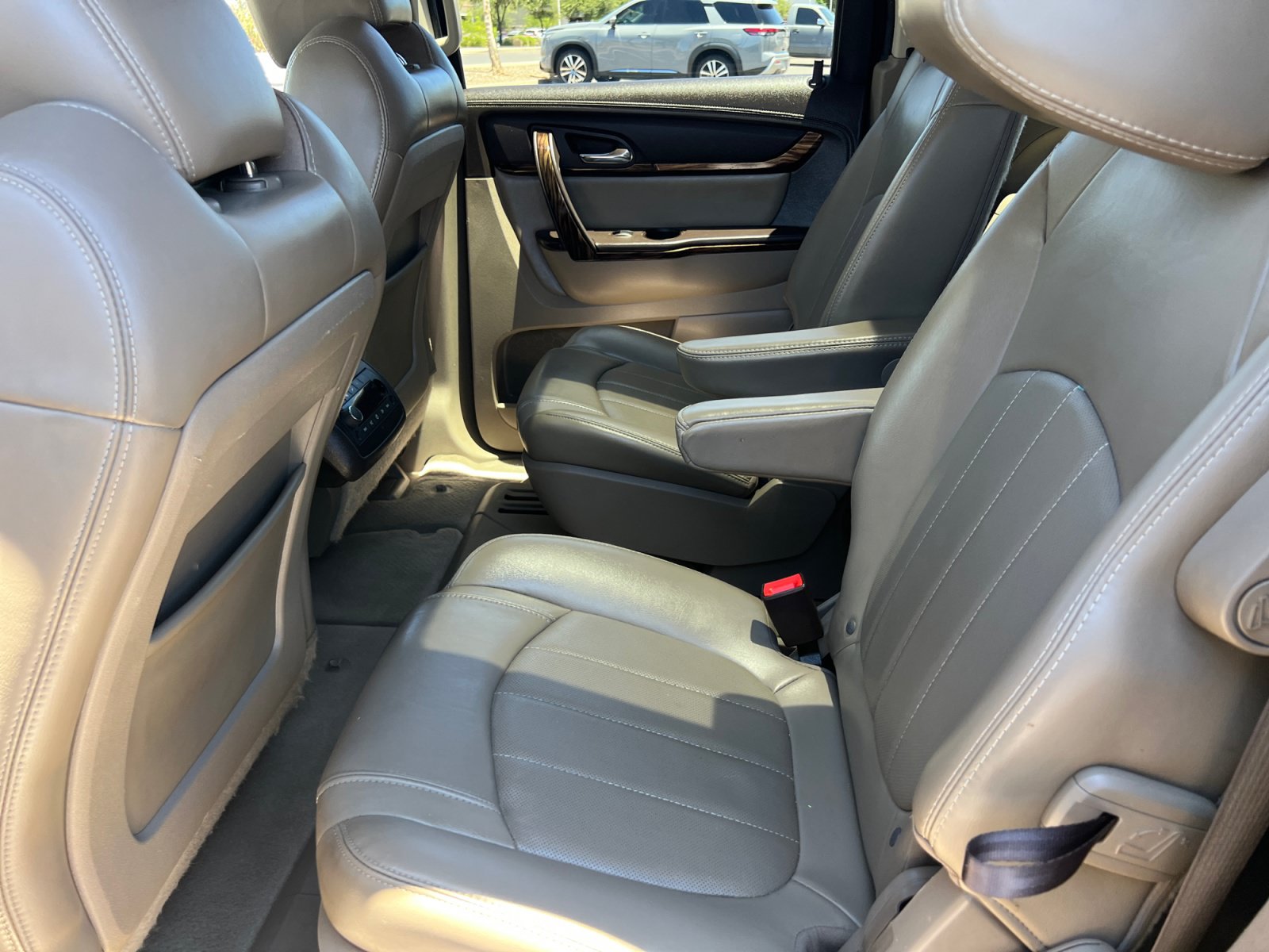 Used 2015 GMC Acadia Denali FWD image 17