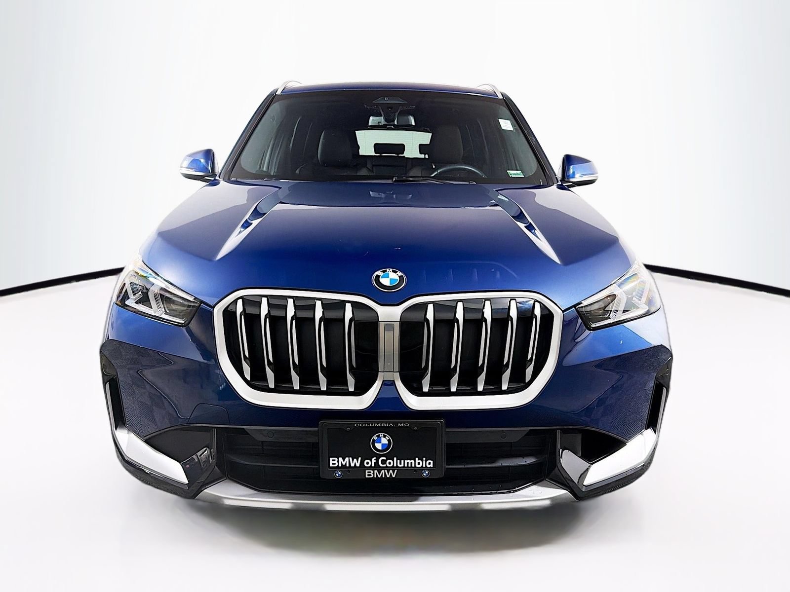 Used 2025 BMW X1 xDrive28i w/ Convenience Package AWD/4WD image 2
