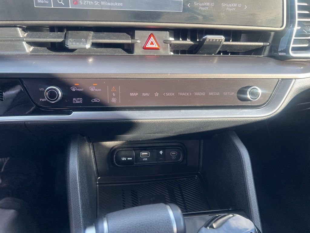 Certified 2025 Kia Sportage EX image 54