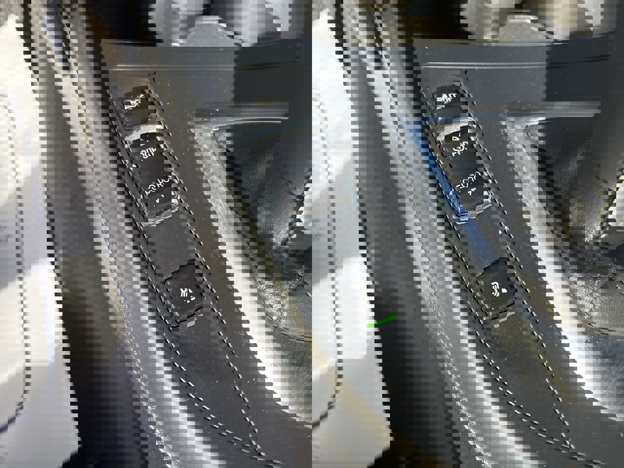 Used 2015 BMW M235i xDrive Coupe image 25