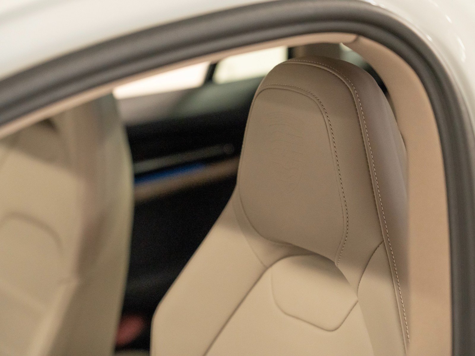 New 2026 Porsche Panamera 4 AWD/4WD image 24