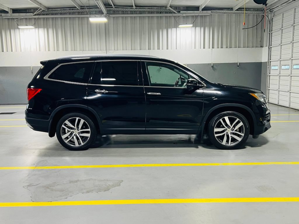 Used 2017 Honda Pilot Touring image 21