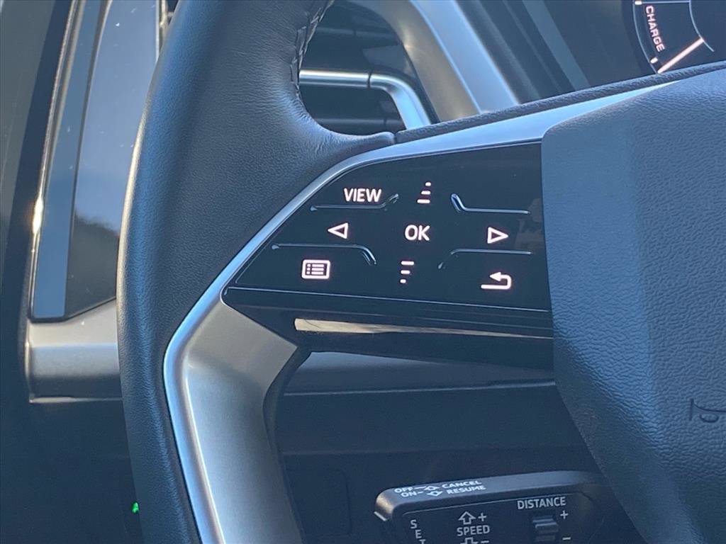 Used 2024 Audi Q4 e-tron Premium w/ Convenience Package image 7