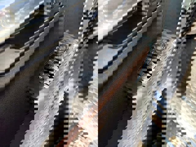 Used 2022 GMC Sierra 2500 Denali w/ Denali Ultimate Package image 11