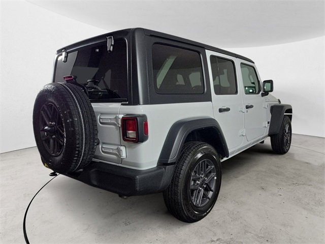 Used 2024 Jeep Wrangler Sport S image 5