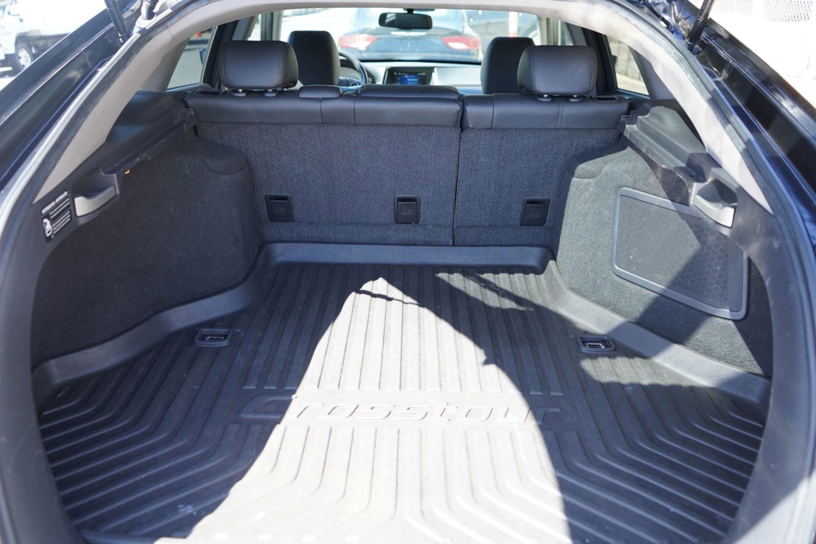 Used 2015 Honda Crosstour EX-L image 21