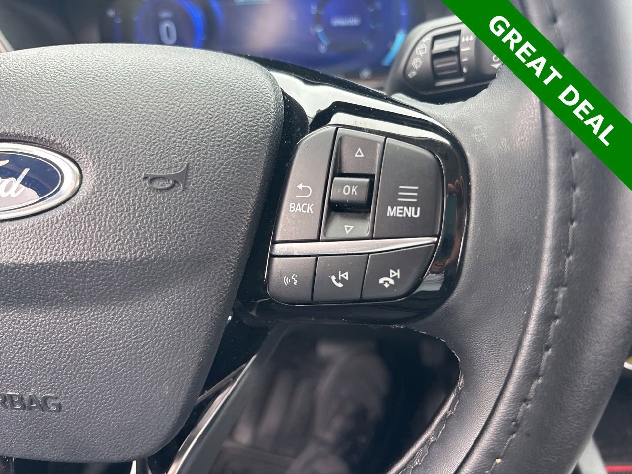 Used 2022 Ford Escape SEL w/ Technology Package FWD image 24
