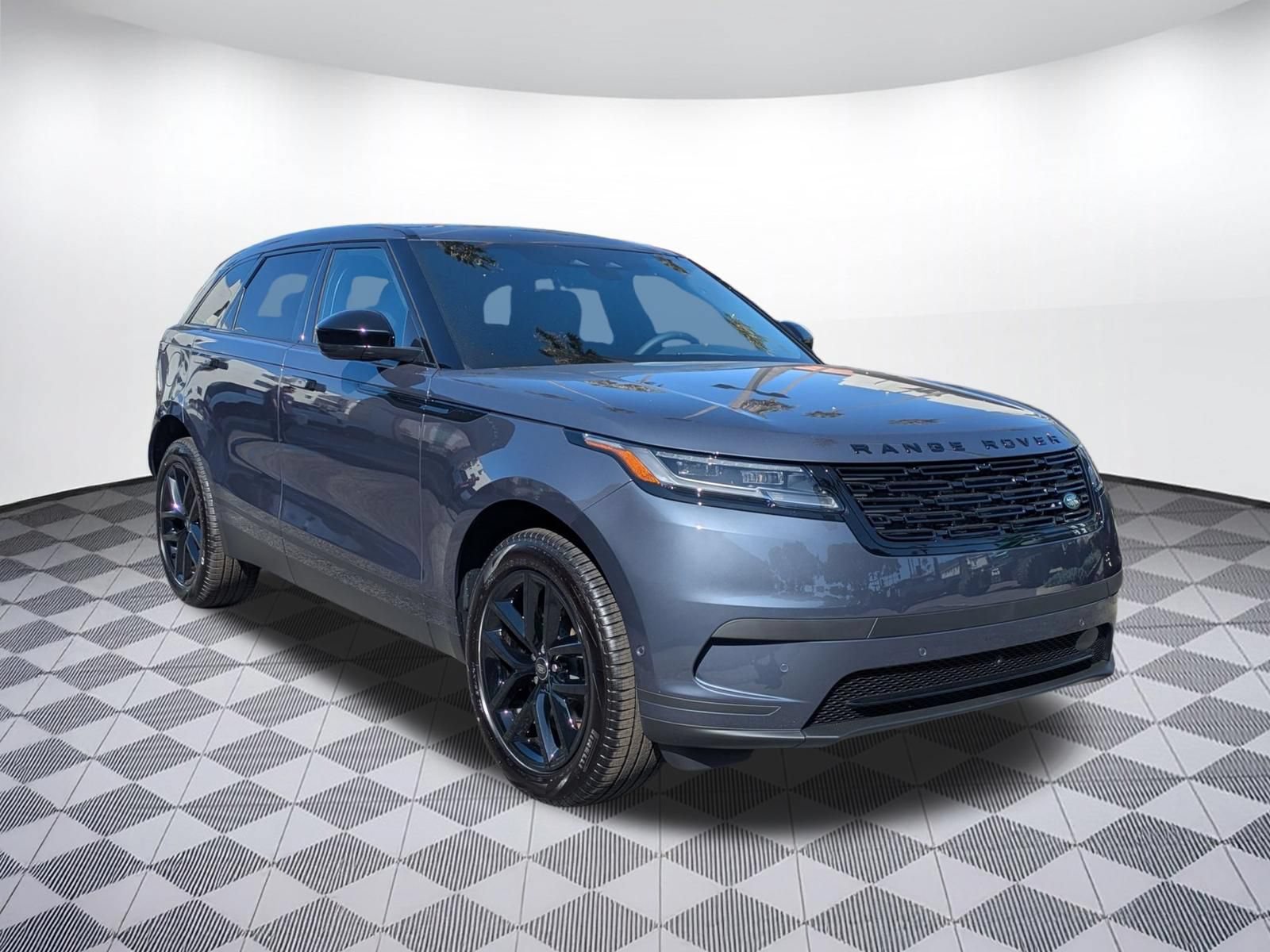 New 2026 Land Rover Range Rover Velar S AWD/4WD image 7
