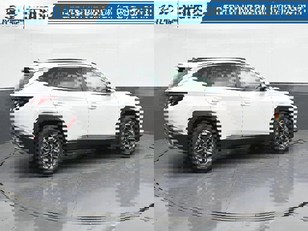 New 2025 Hyundai Tucson SEL image 3