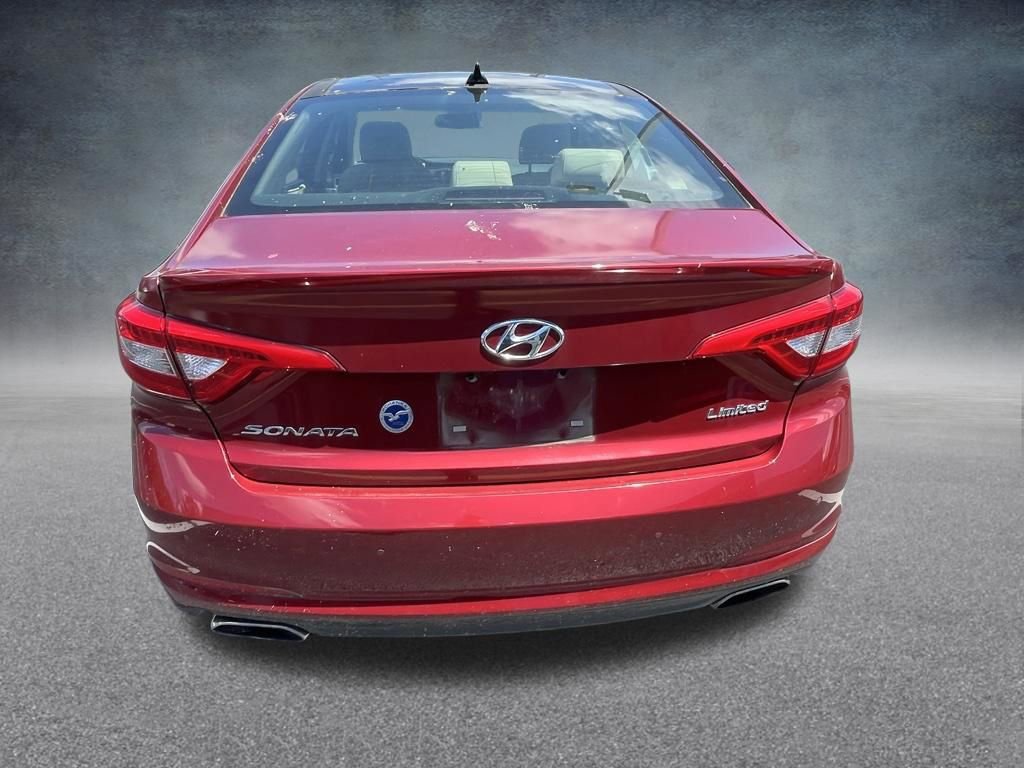 Used 2016 Hyundai Sonata Limited w/ Option Group 05 FWD image 7