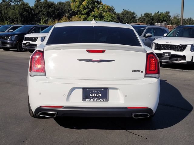 Used 2023 Chrysler 300 S w/ Comfort Group RWD image 6