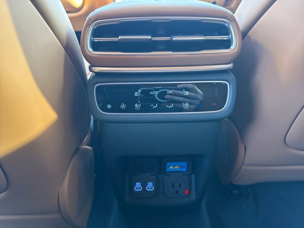 New 2026 Genesis GV80 3.5T Prestige image 15