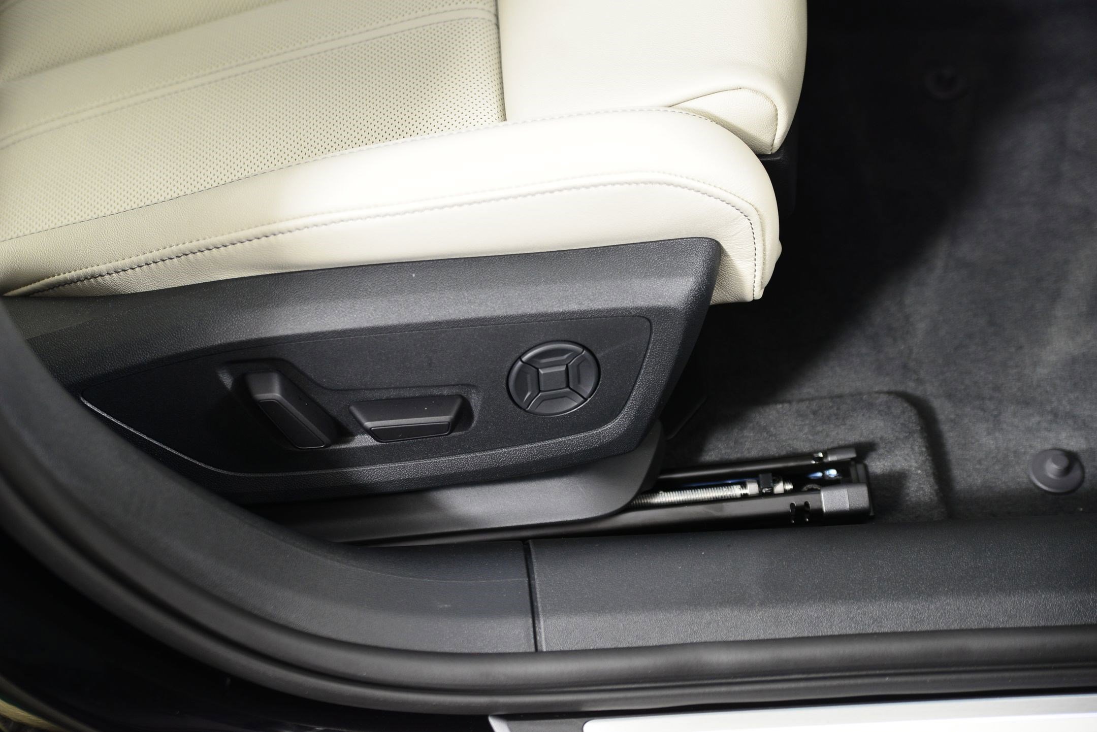 New 2026 Audi A6 Premium image 12