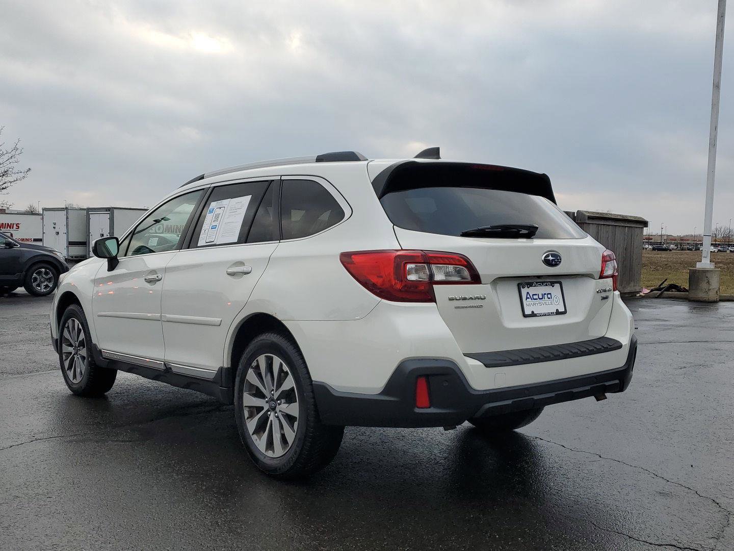 Used 2018 Subaru Outback 3.6R Touring w/ Popular Package #3 image 5