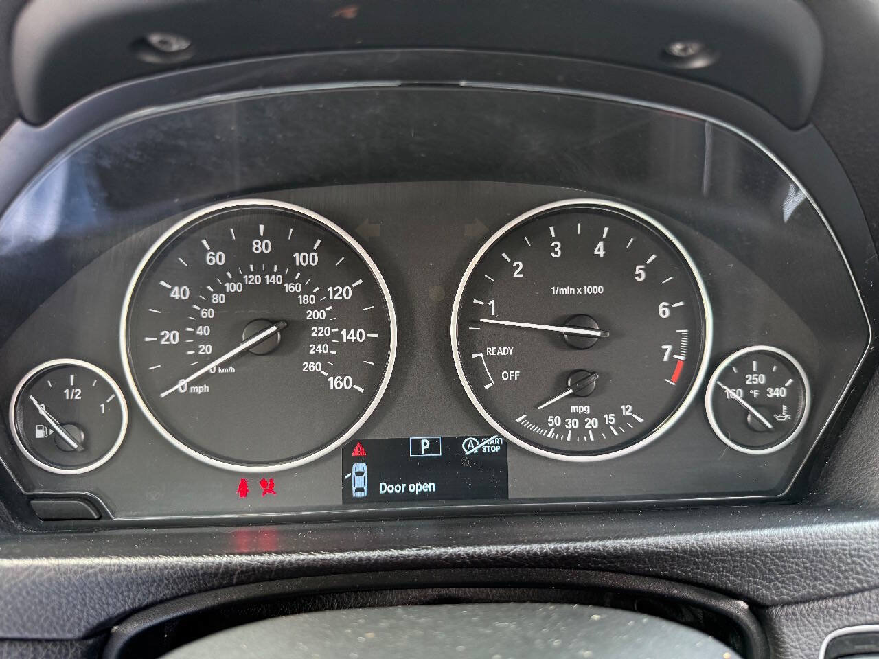 Used 2016 BMW 320i Sedan RWD image 16