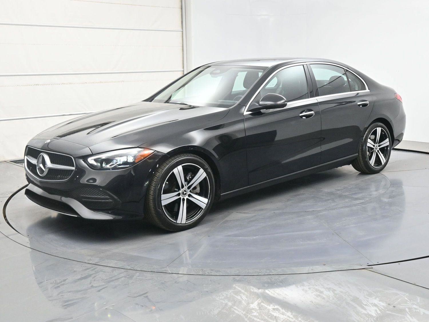 Used 2022 Mercedes-Benz C 300 4MATIC Sedan image 1