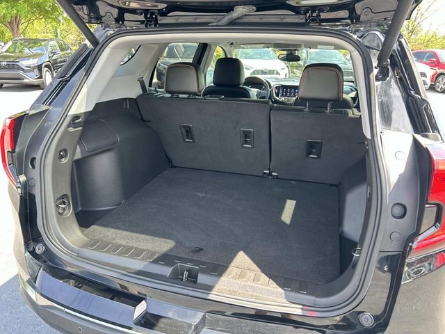 Used 2023 GMC Terrain AT4 AWD/4WD image 12