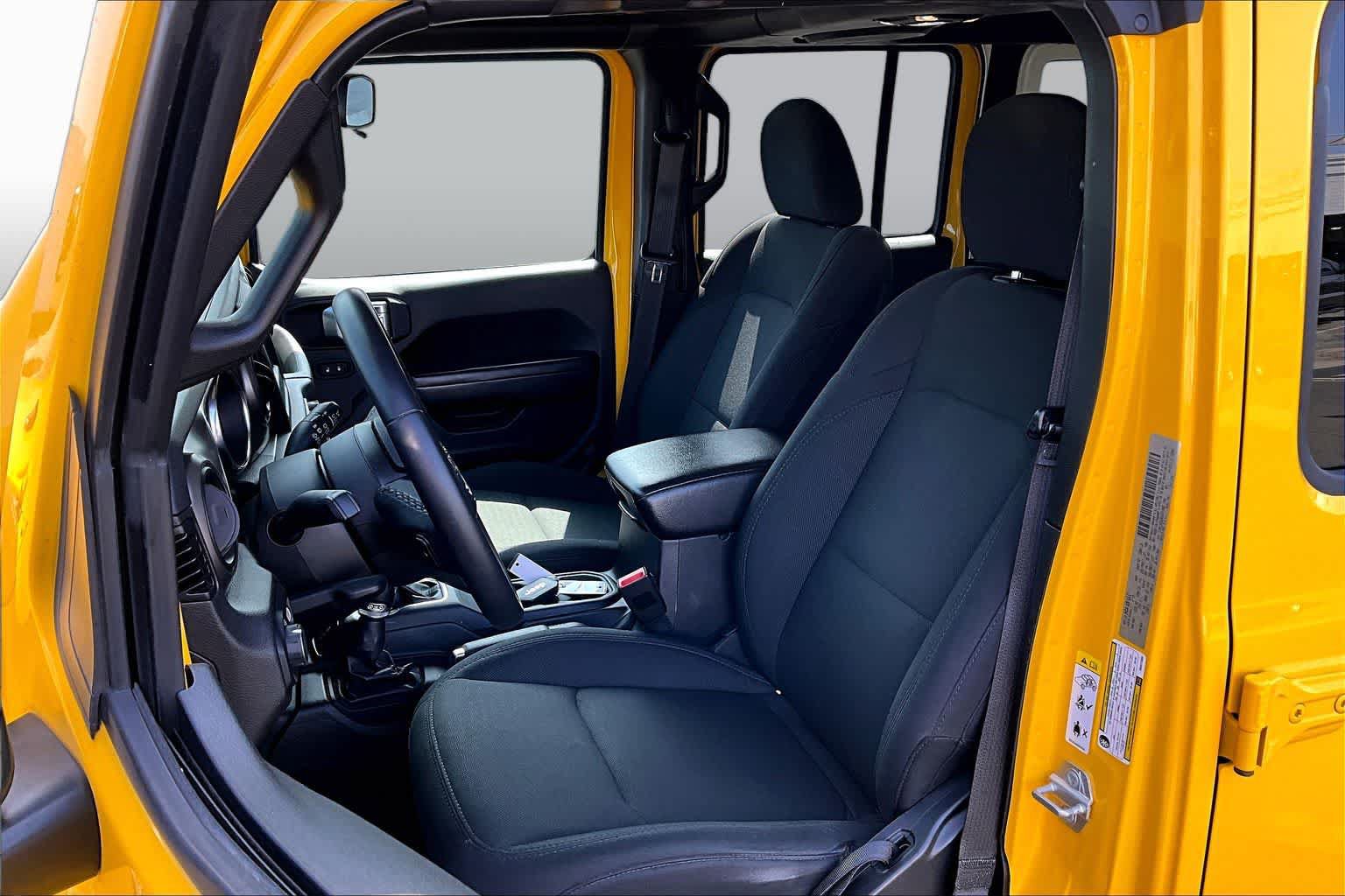 Used 2019 Jeep Wrangler Unlimited Sport S AWD/4WD image 7