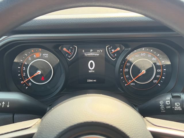 Used 2026 Jeep Wrangler Sport AWD/4WD image 17