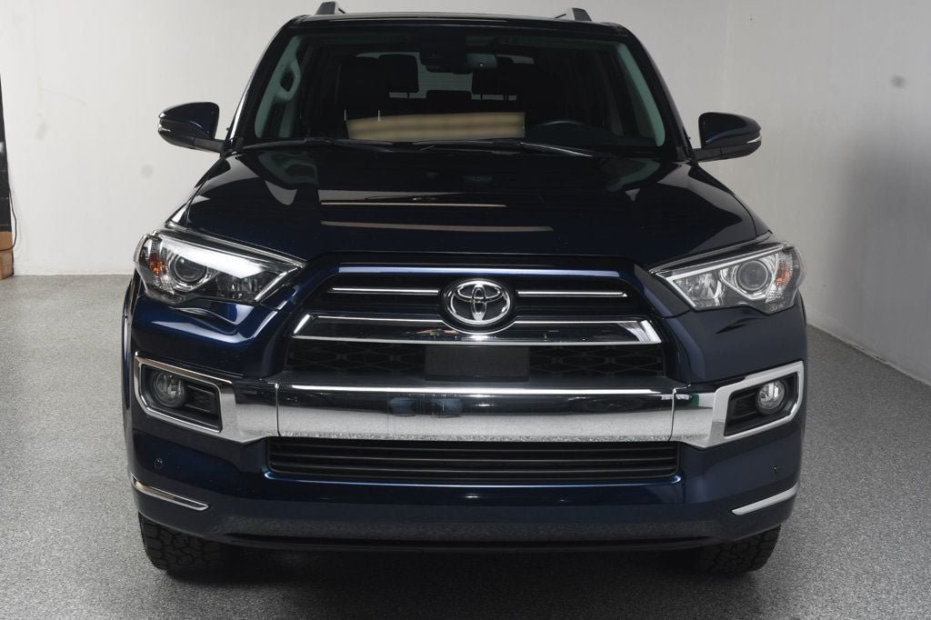 Used 2020 Toyota 4Runner Limited AWD/4WD image 17