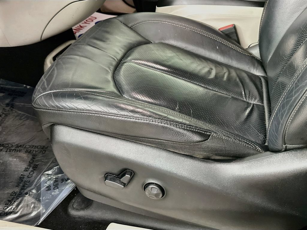 Certified 2020 Chrysler Pacifica Touring-L Plus FWD image 27