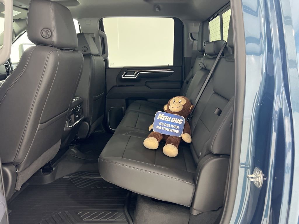 Used 2025 Chevrolet Silverado 2500 LTZ w/ LTZ Premium Package image 23