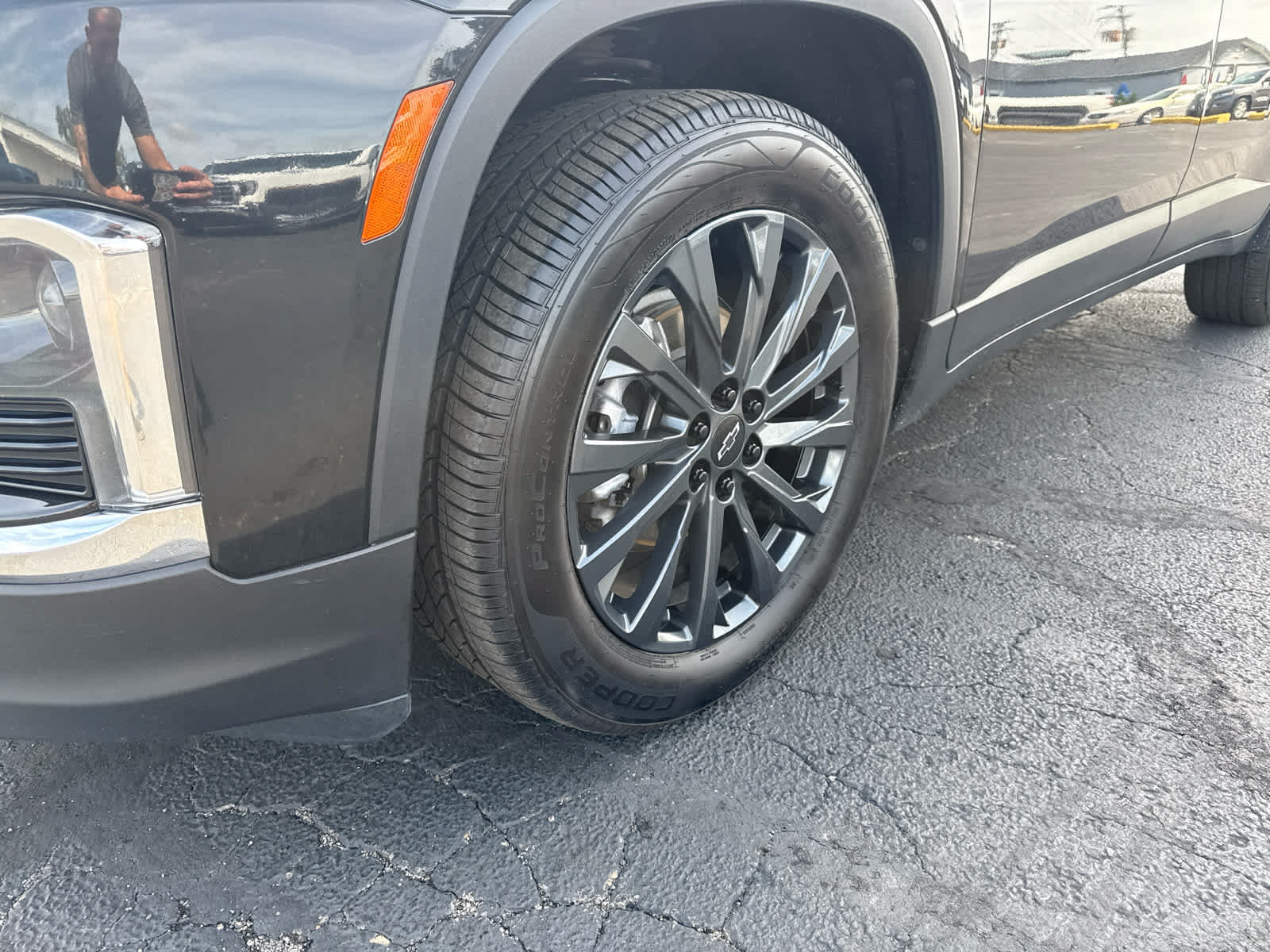 Certified 2022 Chevrolet Traverse RS w/ LPO, Floor Liner Package AWD/4WD image 9