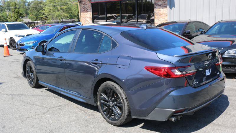 Used 2026 Toyota Camry SE w/ Multimedia Upgrade Package FWD image 5