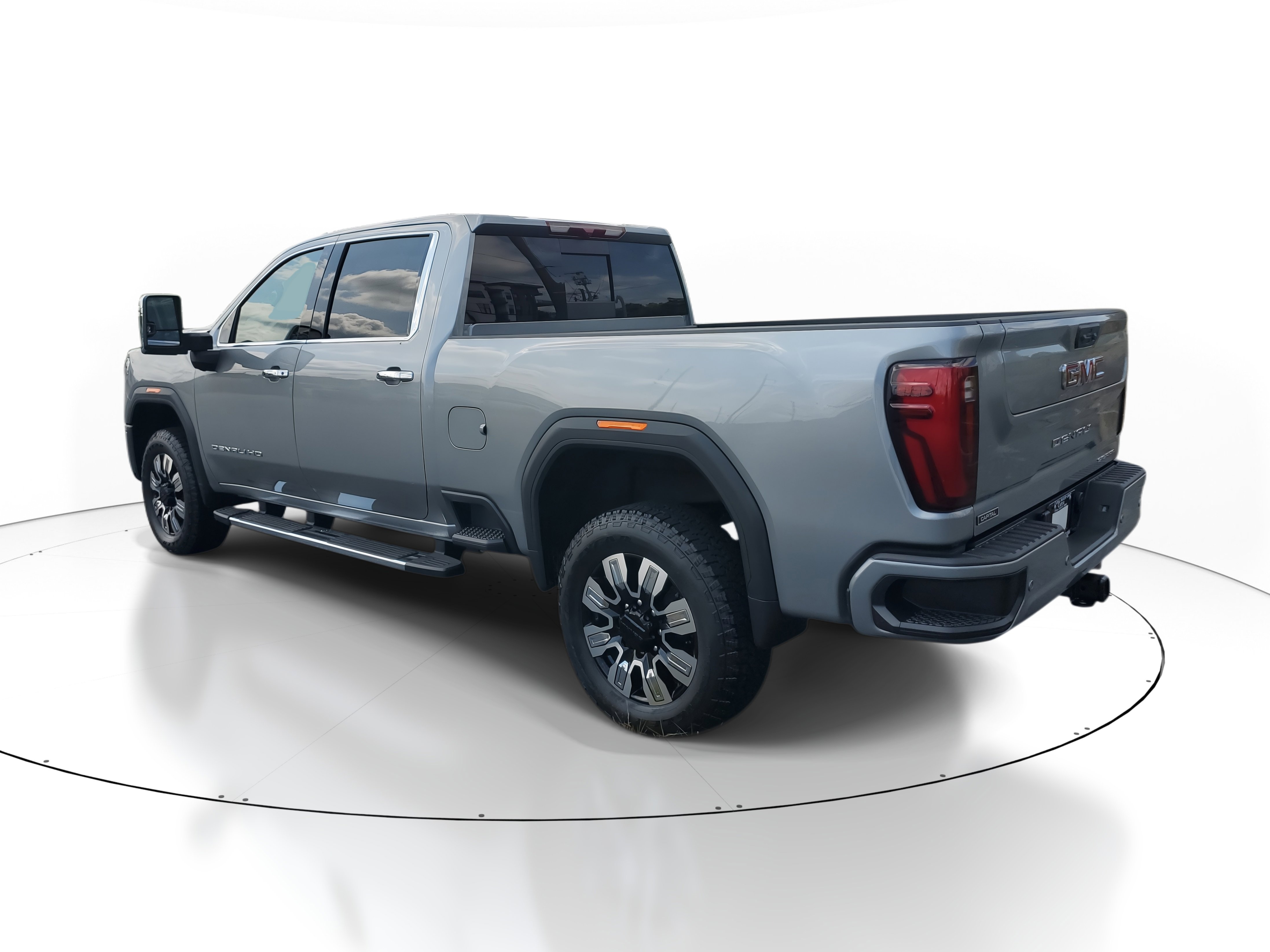 New 2025 GMC Sierra 2500 Denali image 4