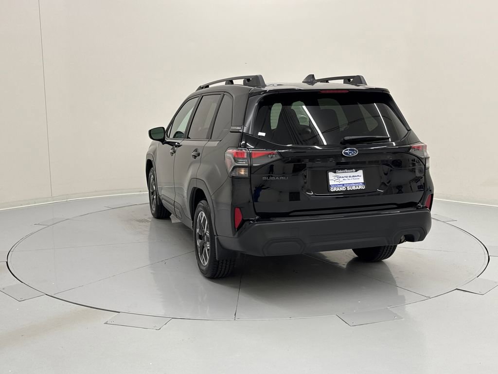 Used 2026 Subaru Forester Premium AWD/4WD image 3